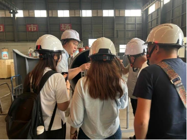 לקוח מונגולי מבקר ב-Jiangsu Jufeng Thermal Technology Co., Ltd. כדי לבדוק 120...